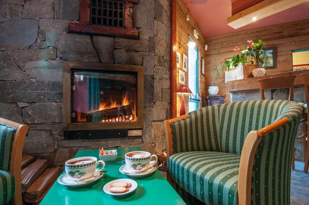 Brit Hotel Florimont Saint-Ferréol Restauracja zdjęcie