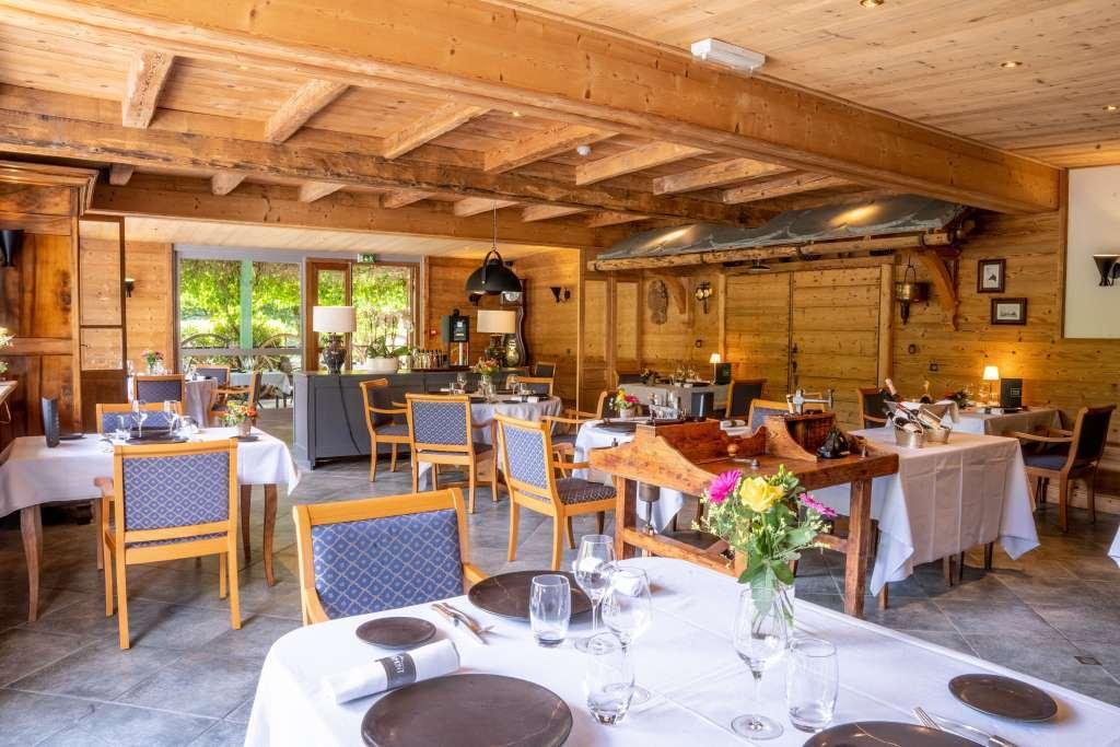 Brit Hotel Florimont Saint-Ferréol Restauracja zdjęcie