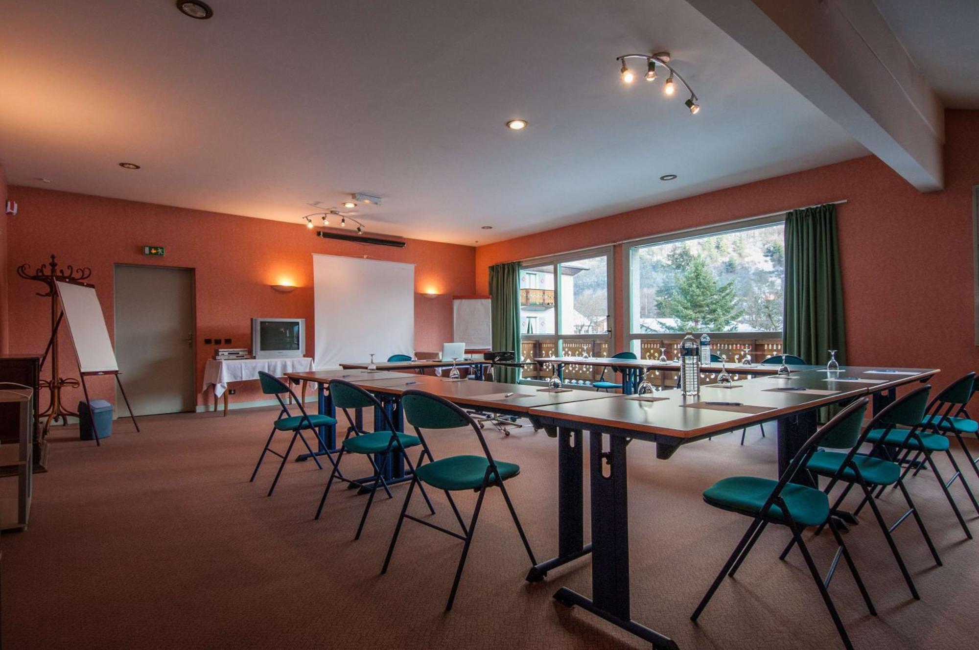 Brit Hotel Florimont Saint-Ferréol Zewnętrze zdjęcie