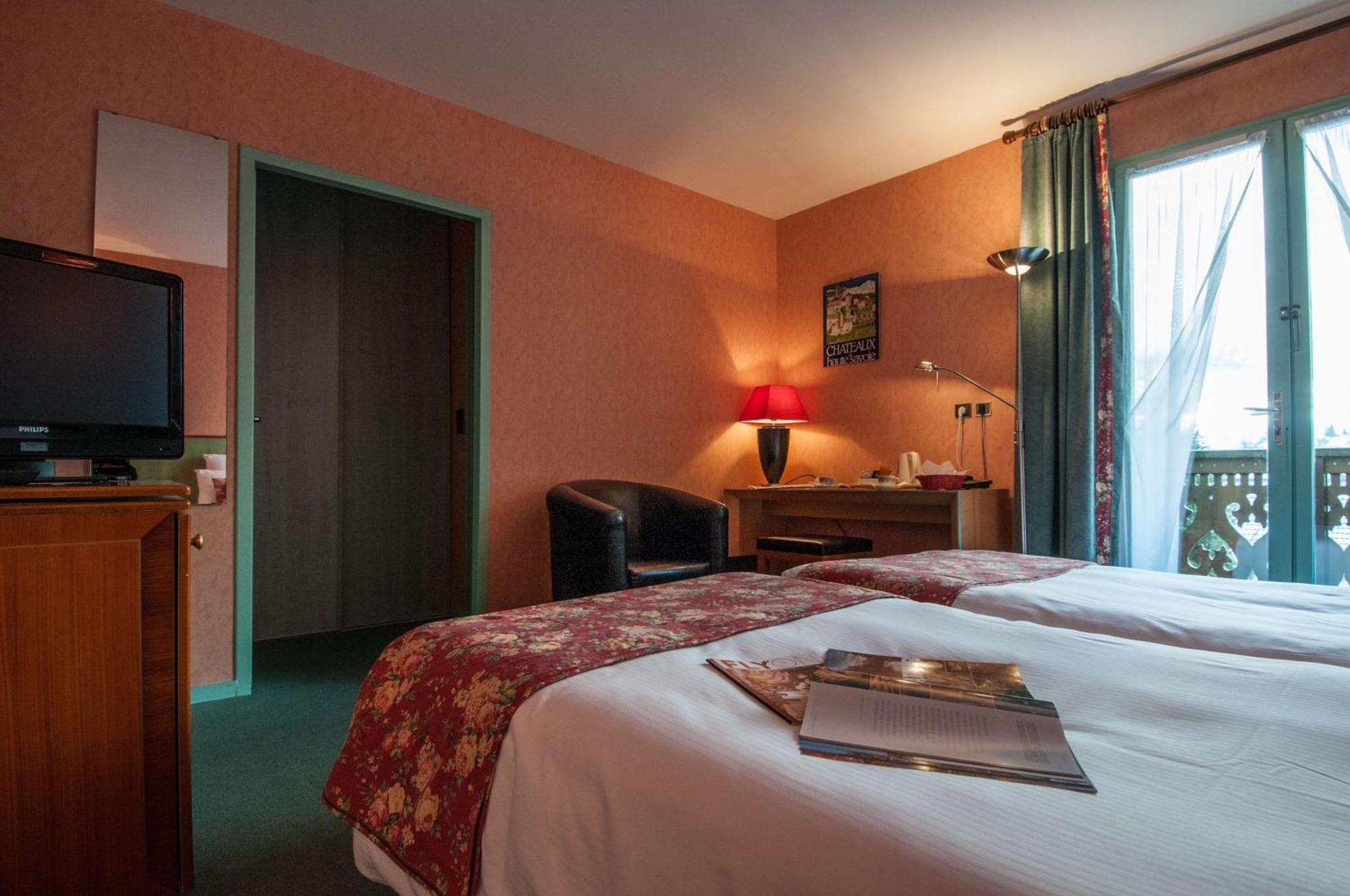Brit Hotel Florimont Saint-Ferréol Zewnętrze zdjęcie