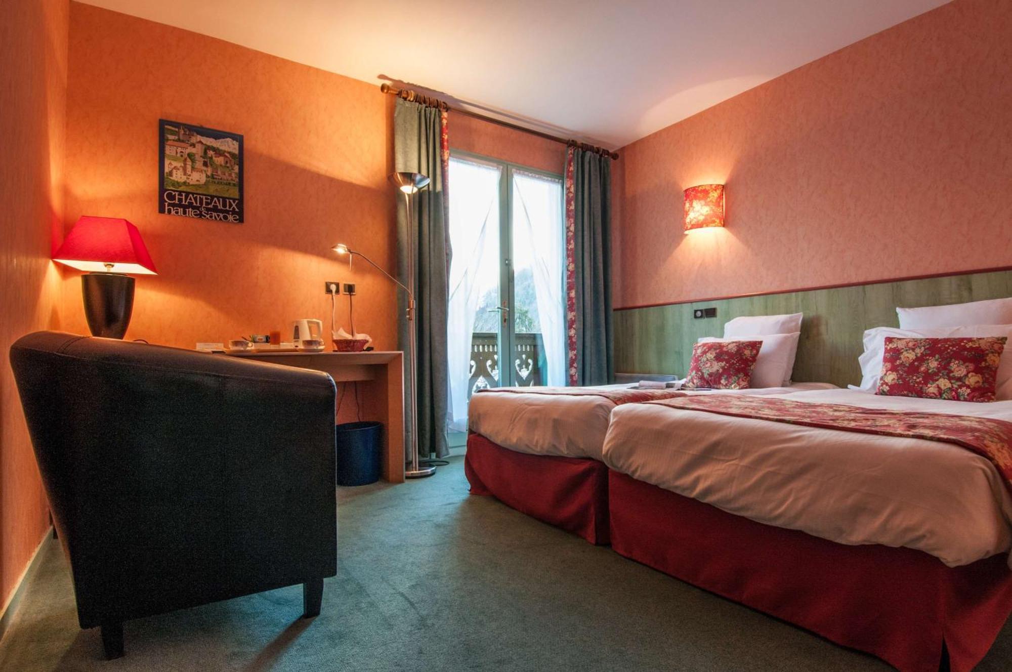 Brit Hotel Florimont Saint-Ferréol Zewnętrze zdjęcie