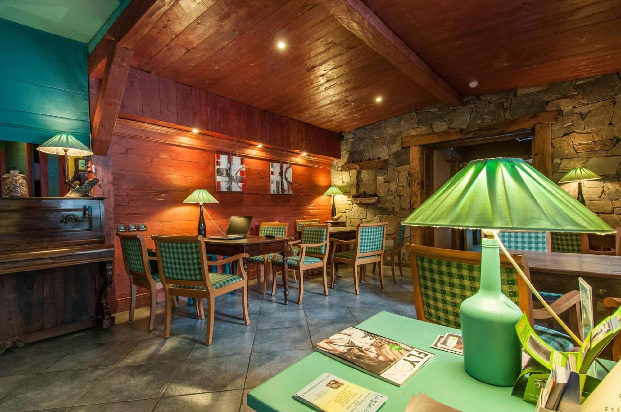Brit Hotel Florimont Saint-Ferréol Zewnętrze zdjęcie