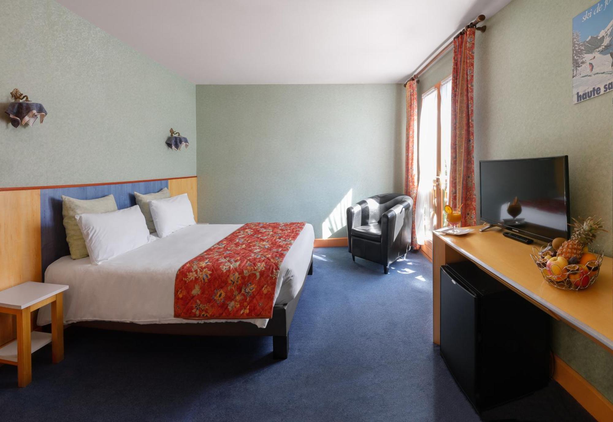 Brit Hotel Florimont Saint-Ferréol Zewnętrze zdjęcie